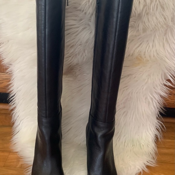 Ladies boots - Picture 1 of 2